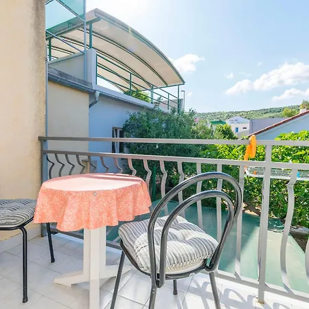 Fenix Apartment *