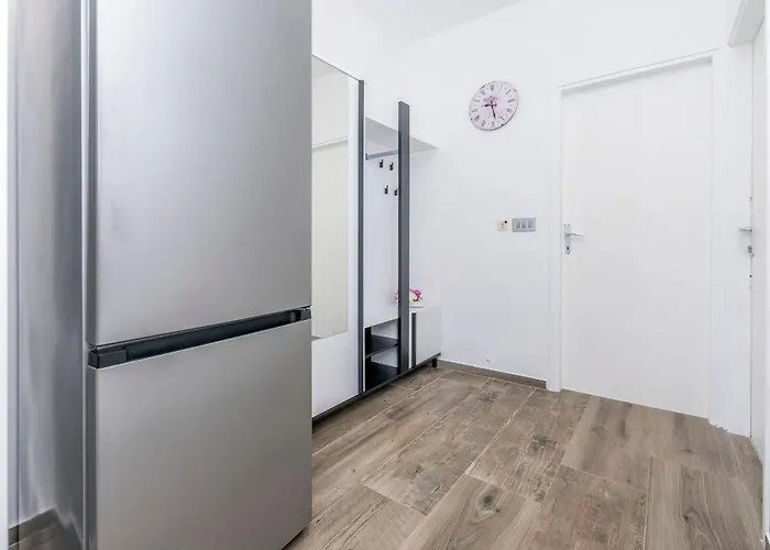 Apartment Fenix Mitlo
